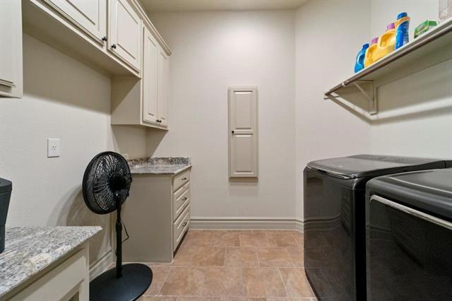 Building Photo - 6719 Springwood Ln