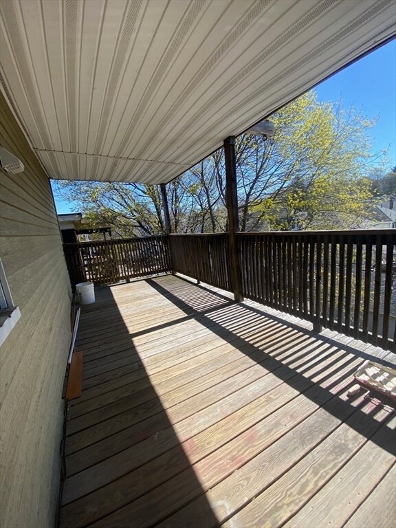 Building Photo - 4442 Washington St