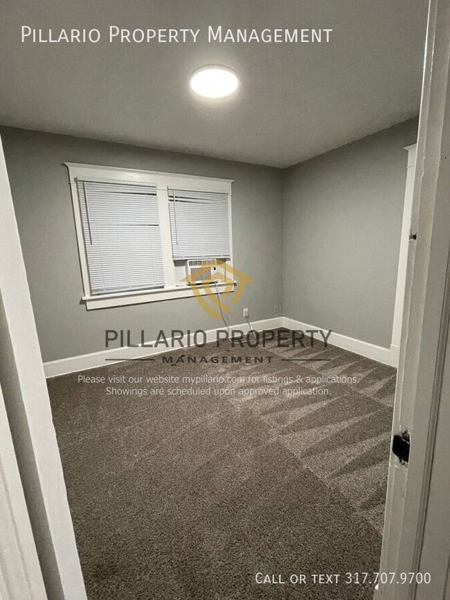 Building Photo - 909 Lasalle St