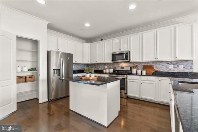 Building Photo - 7808 Taggart Ct