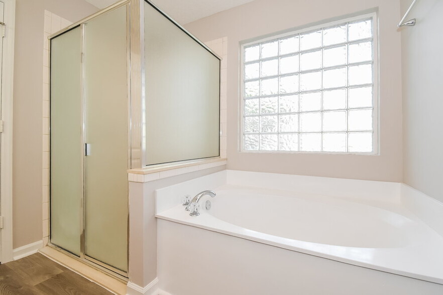 Building Photo - 96017 Waterway Ct