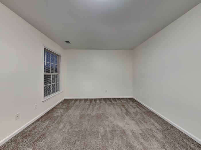 Building Photo - 5859 Crimson Oak Ct