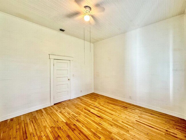 Building Photo - 2708 N 19th St