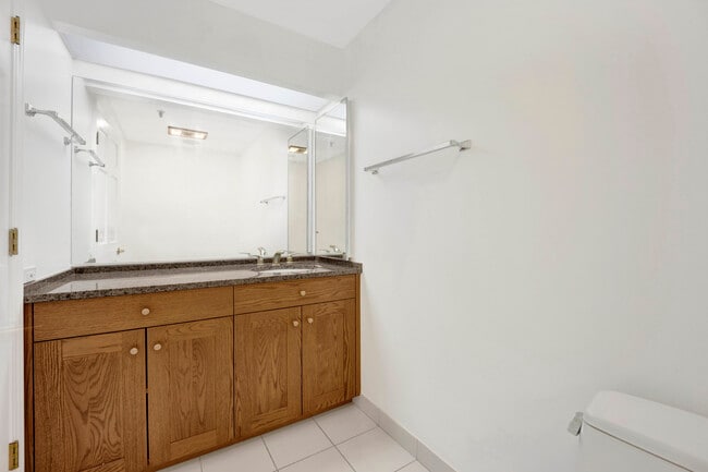 Building Photo - 680 N Lake Shore Dr