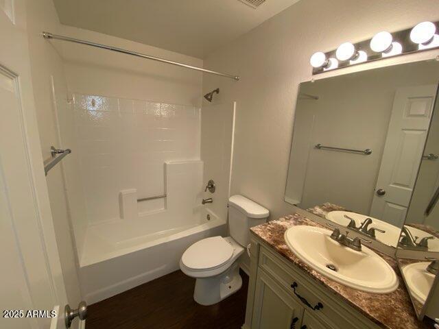 Building Photo - 1017 E Maryland Ave