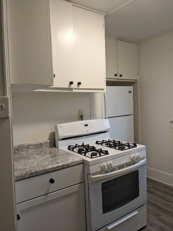 Building Photo - 2705 Meek Ave