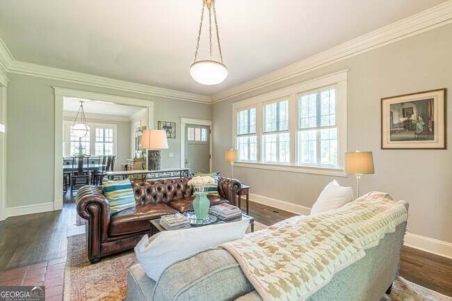 Building Photo - 1878 Cambridge Ave