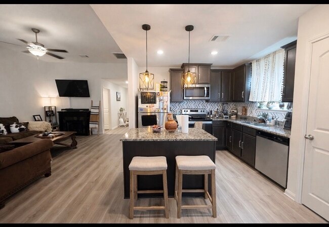 Building Photo - 8103 Vacek Meadows Loop