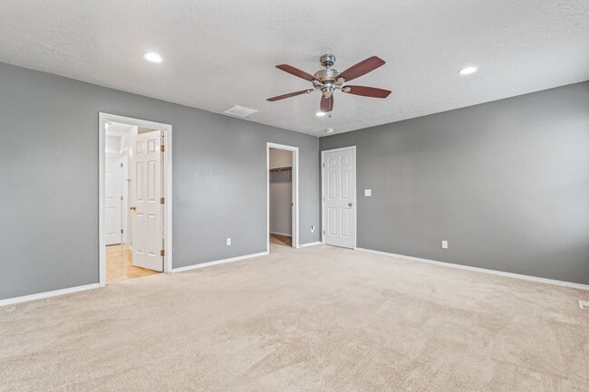 Building Photo - Prime SE Boise 3bd/2.5ba Home!