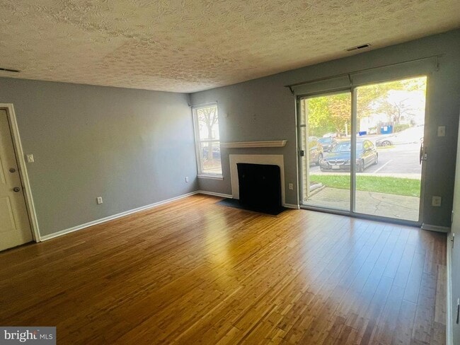 Building Photo - 11440 Little Patuxent Pkwy