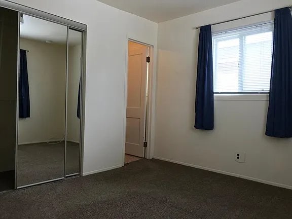 Building Photo - 1106 Grove Ave