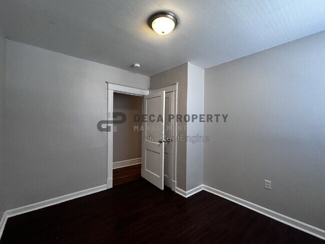 Building Photo - 4051 Giles Ave
