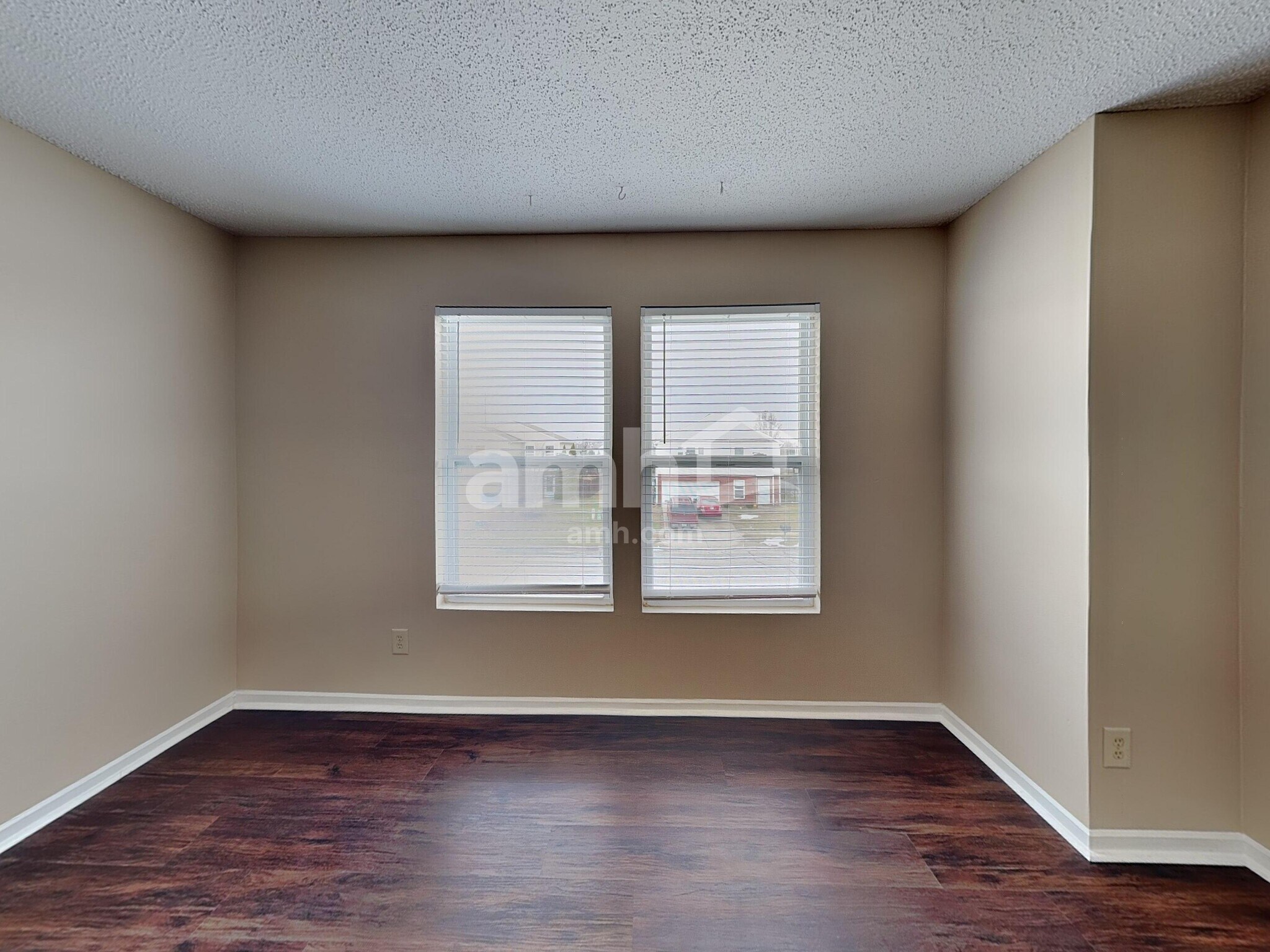 Building Photo - 936 Shenandoah Way