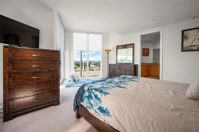 Building Photo - 1375 Beach Rd