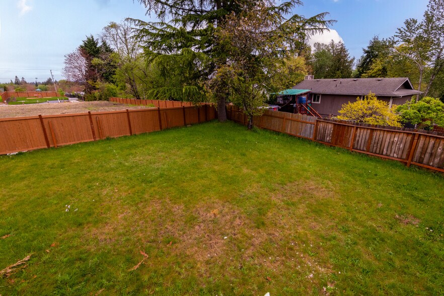 Building Photo - 12638 SE 210th Ct