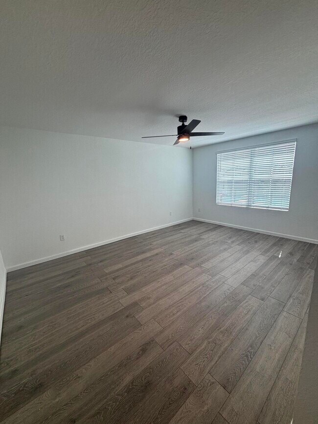 Building Photo - 740 Worlington Ln