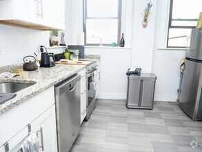 Building Photo - 1378 Beacon St
