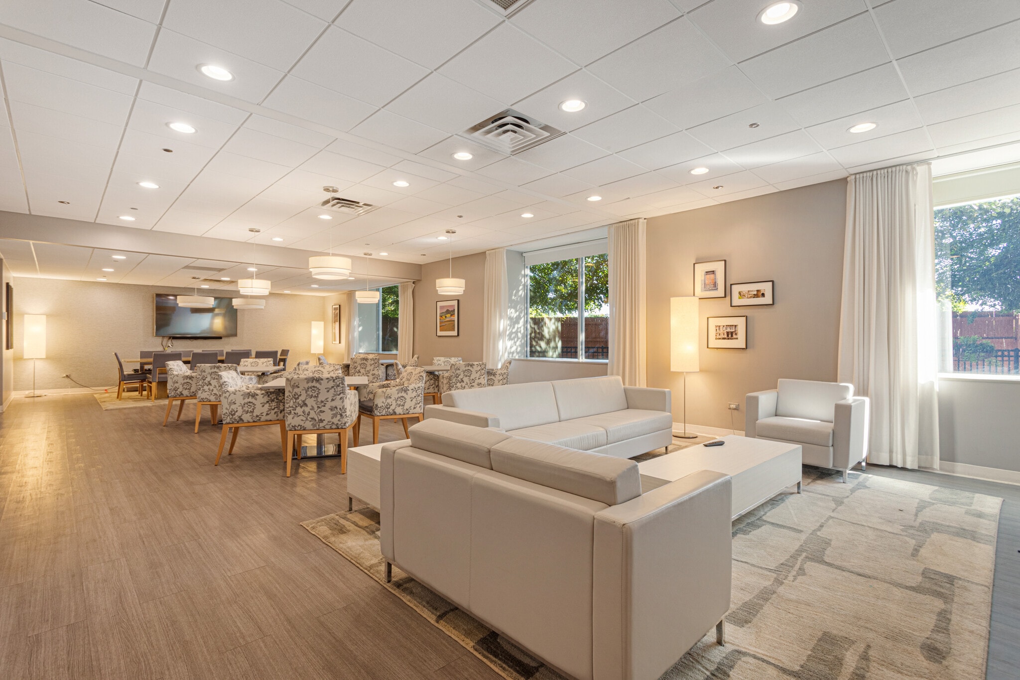 Party Room - 1717 S Prairie Ave