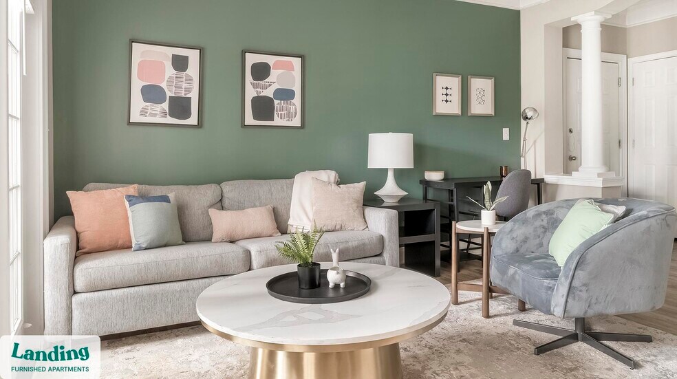 Building Photo - 925 Canterbury Rd NE