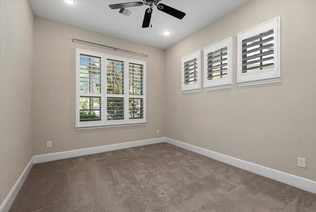 Building Photo - 155 Rockwell Park Blvd