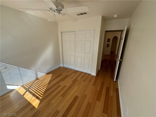 Building Photo - 1745 Park Mesa Ln