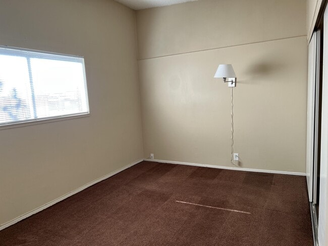 Building Photo - 1880 Caballero Way