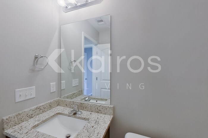 Building Photo - 103 Ebenezer Blf Wy