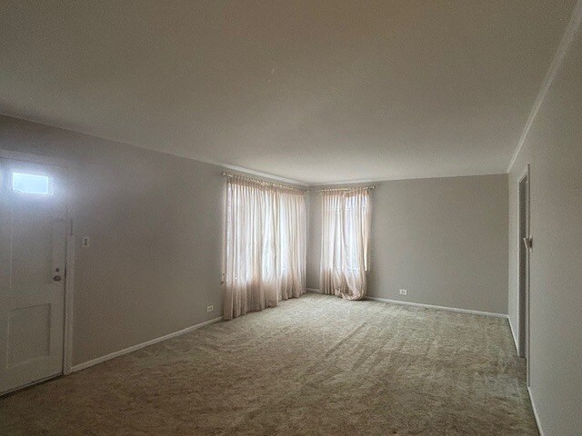 Building Photo - 2223 Hawthorne Rd