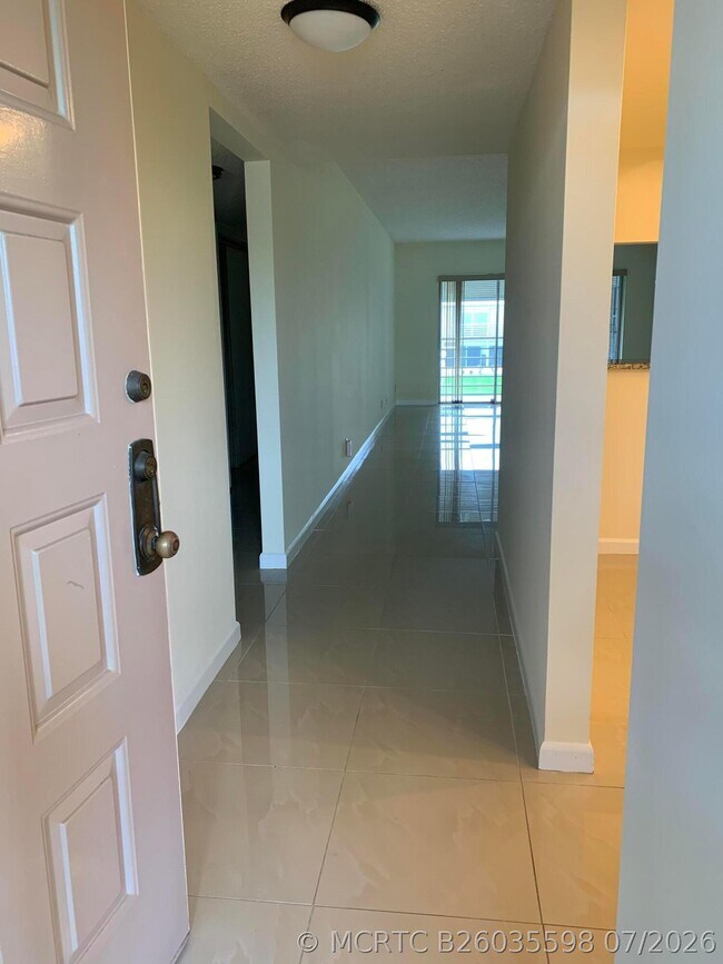 Building Photo - 3212 Strawflower Way