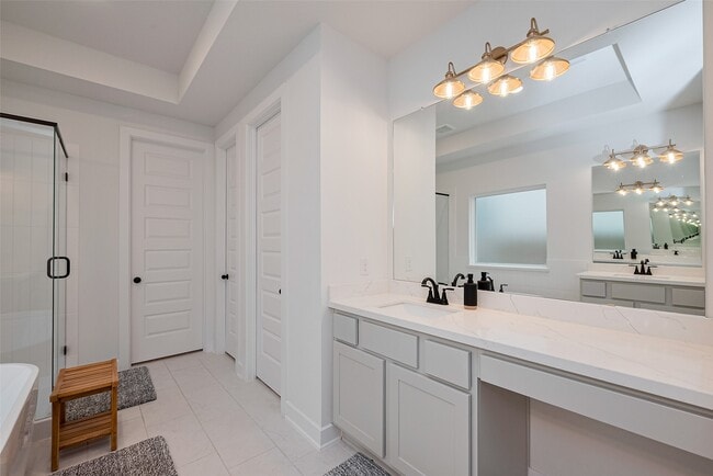 Building Photo - 16803 Jacobs Peak Path