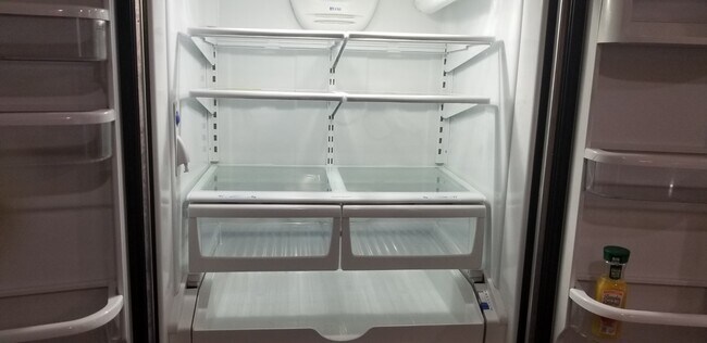 Large double-door refer - 10615 Hillsboro Dr NW