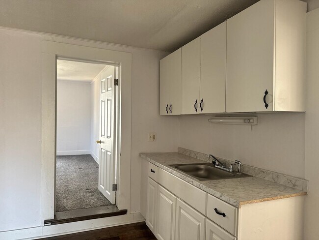 Building Photo - 97 Franklin St