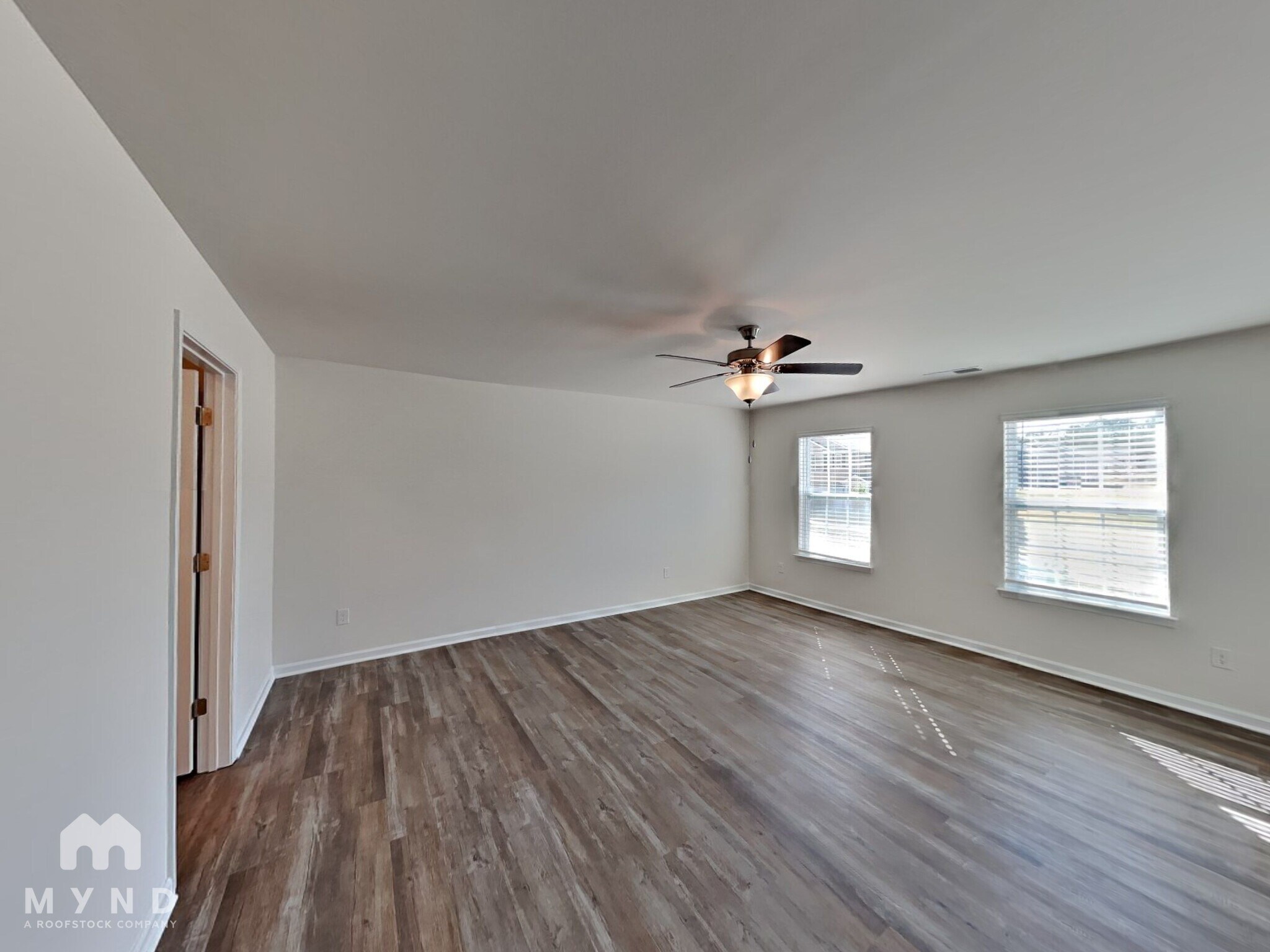 Building Photo - 2331 Mdw Strm Dr