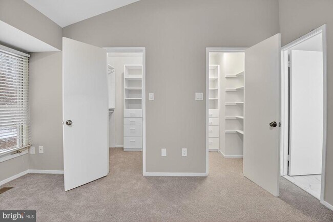 Building Photo - 10949 Whiterim Dr