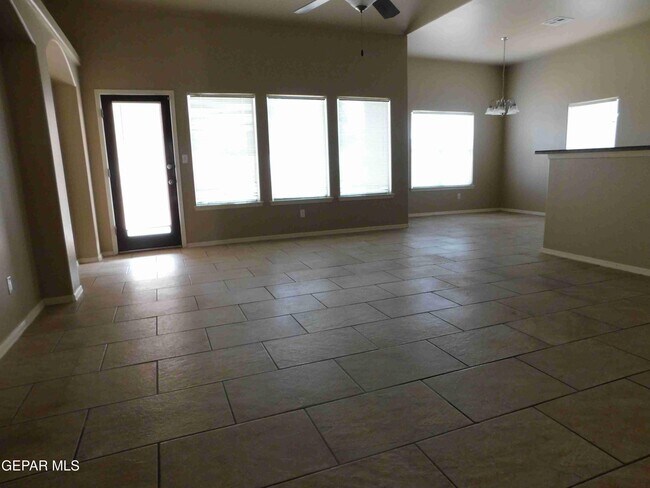 Building Photo - 14628 Rockbridge