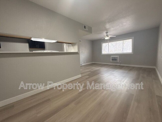 Building Photo - 1010 N 16th St