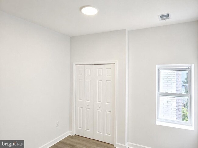 Building Photo - 4031 Park Heights Ave