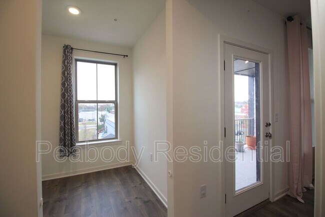 Building Photo - 45942 Raven Ter