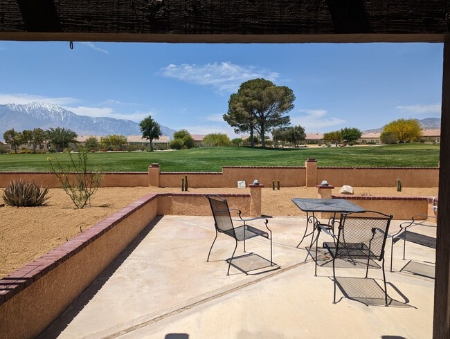 Building Photo - Resort Living in Desert Hot Springs