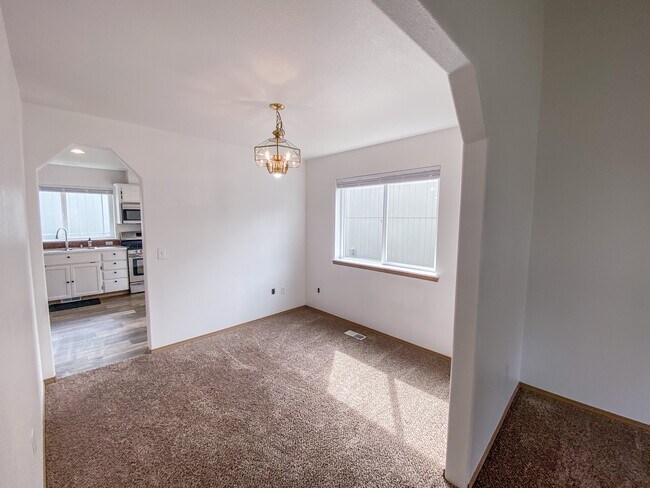 Dining room - 9010 174th Street Ct E