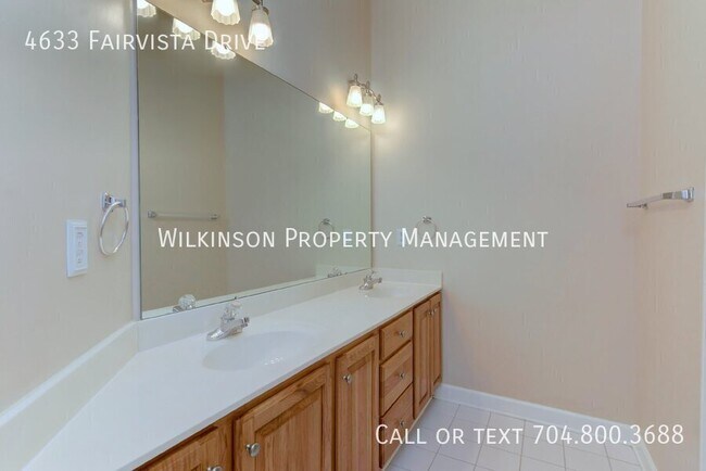 Building Photo - 4633 Fairvista Dr