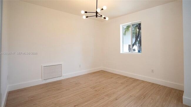 Building Photo - 15340 SW 85th Ave