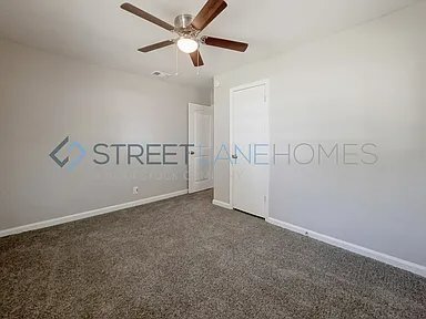 Building Photo - 4820 Harbin St