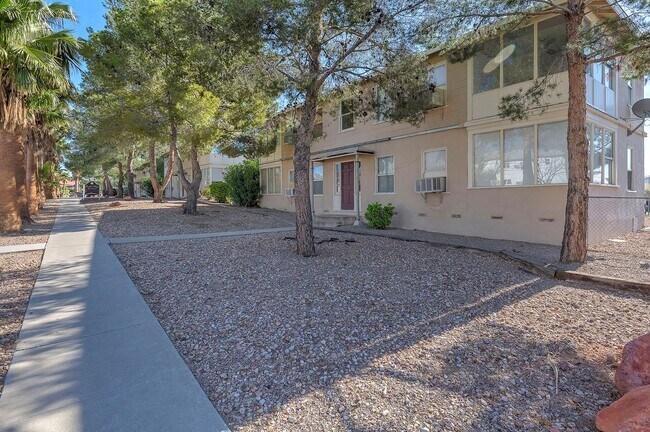 Building Photo - 619 A Ave