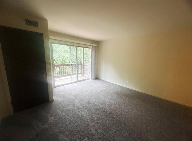 Building Photo - 2 bedroom in Lake Zurich IL 60047