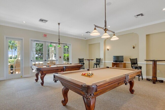 Building Photo - 1670 N 42ND Cir