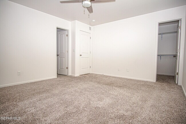 Building Photo - 13106 Cleethorpes St