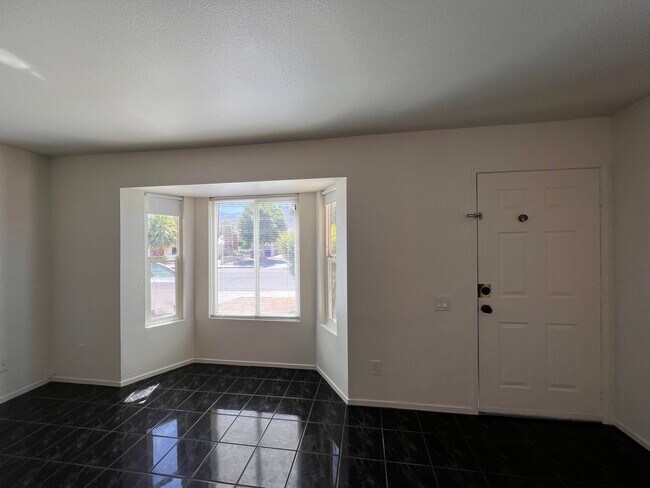 Building Photo - 32550 Shifting Sands Trail