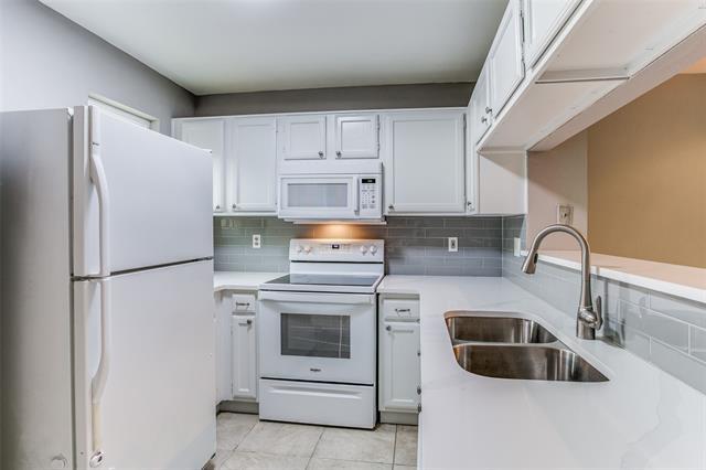 Building Photo - 12 Abbey Rd