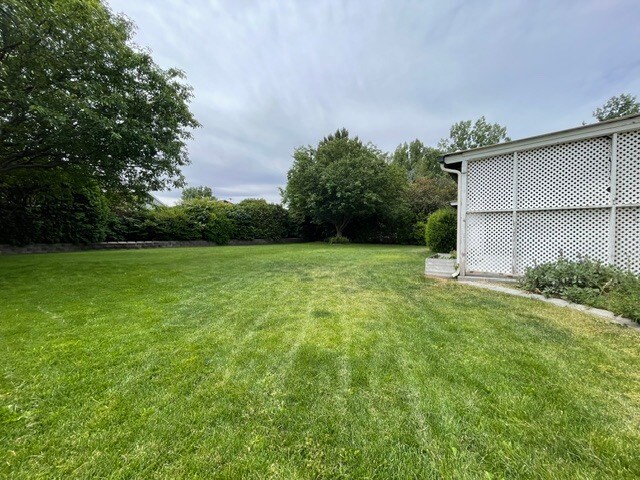 Building Photo - 14901 Eagle Dr